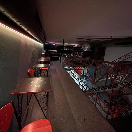 The Bachelor Bar - Bunker | Private Club Villa Budapest Luaran gambar