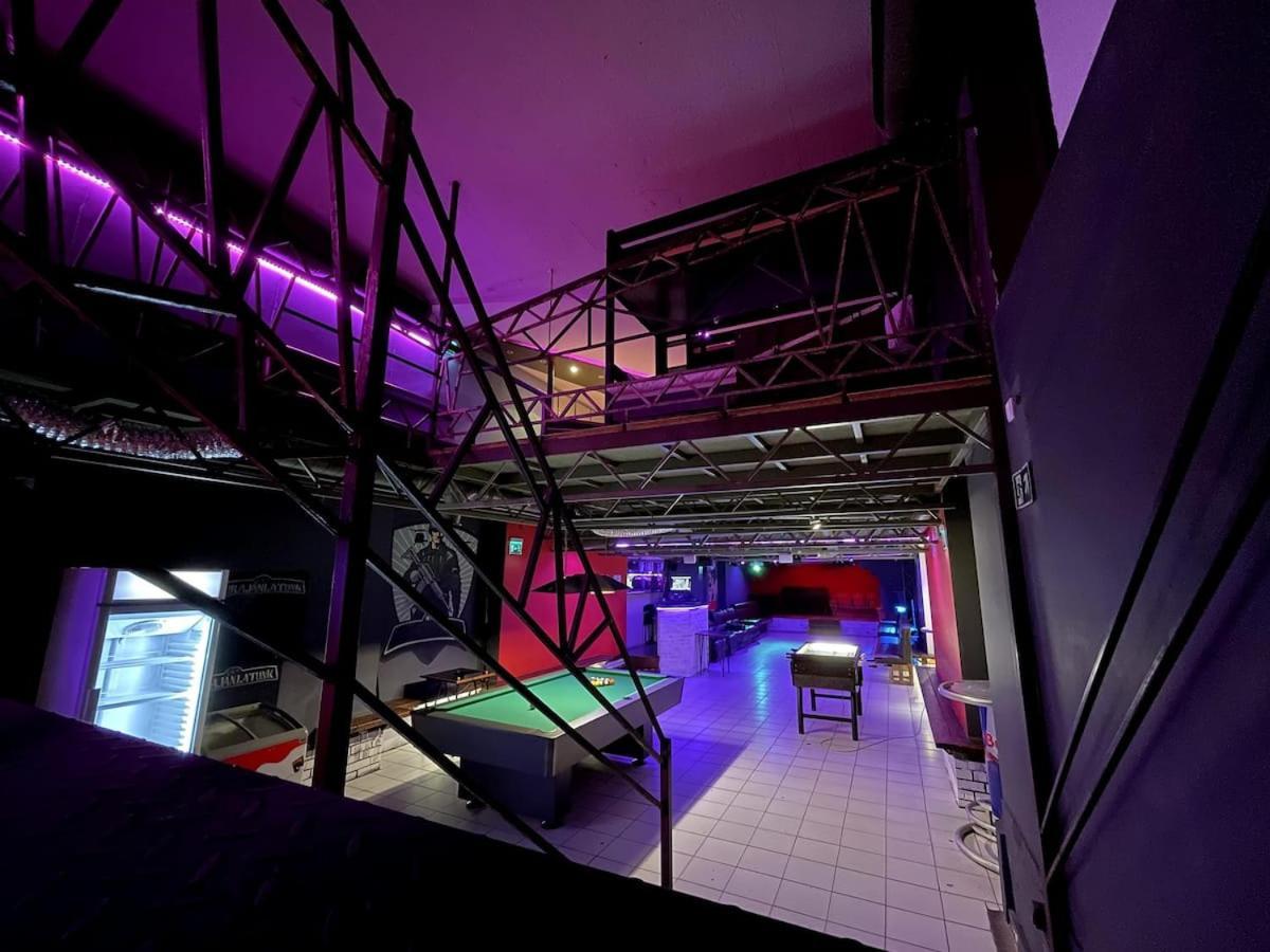 The Bachelor Bar - Bunker | Private Club Villa Budapest Luaran gambar