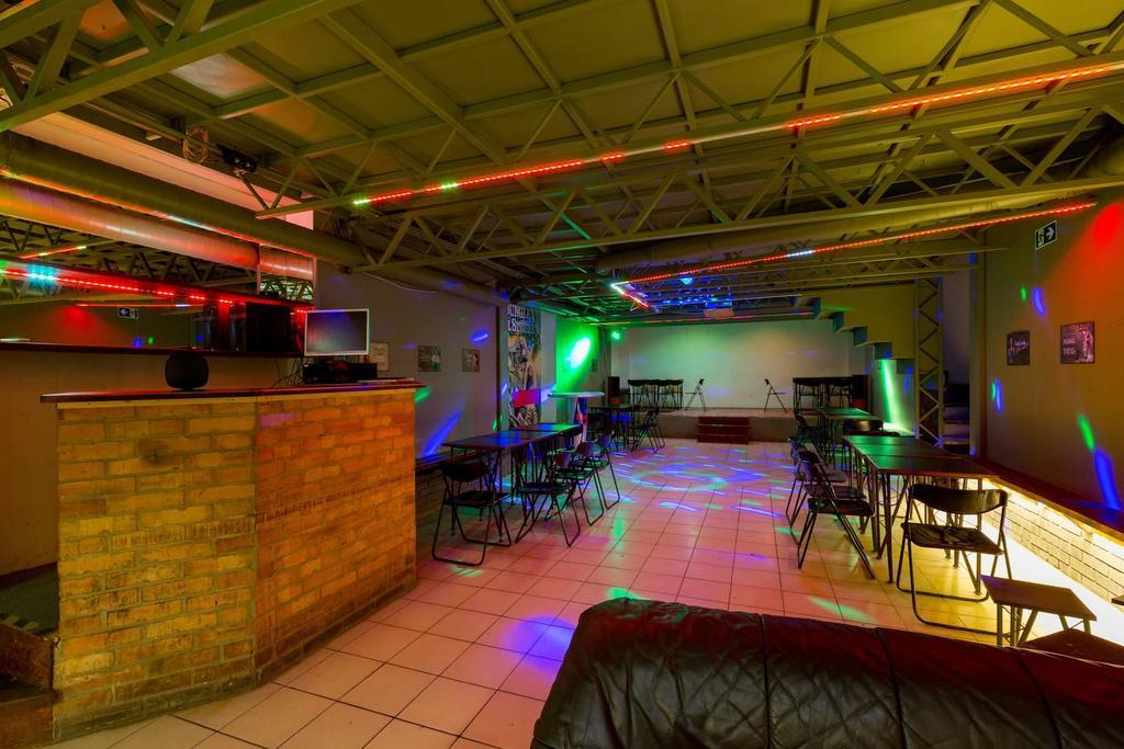 The Bachelor Bar - Bunker | Private Club Villa Budapest Luaran gambar