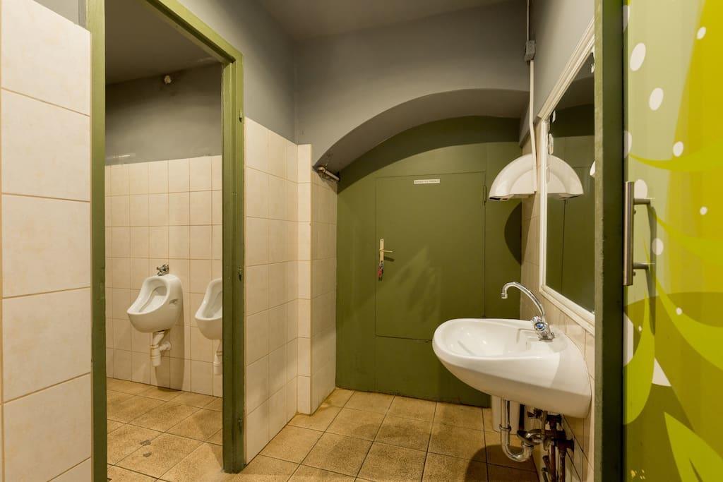 The Bachelor Bar - Bunker | Private Club Villa Budapest Luaran gambar