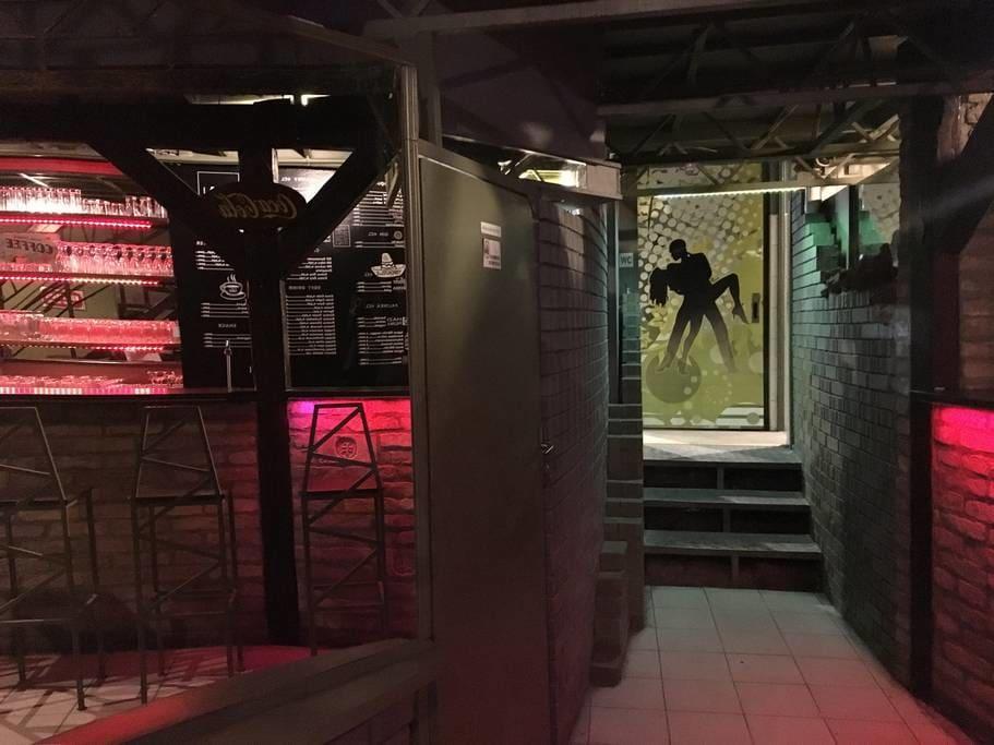 The Bachelor Bar - Bunker | Private Club Villa Budapest Luaran gambar